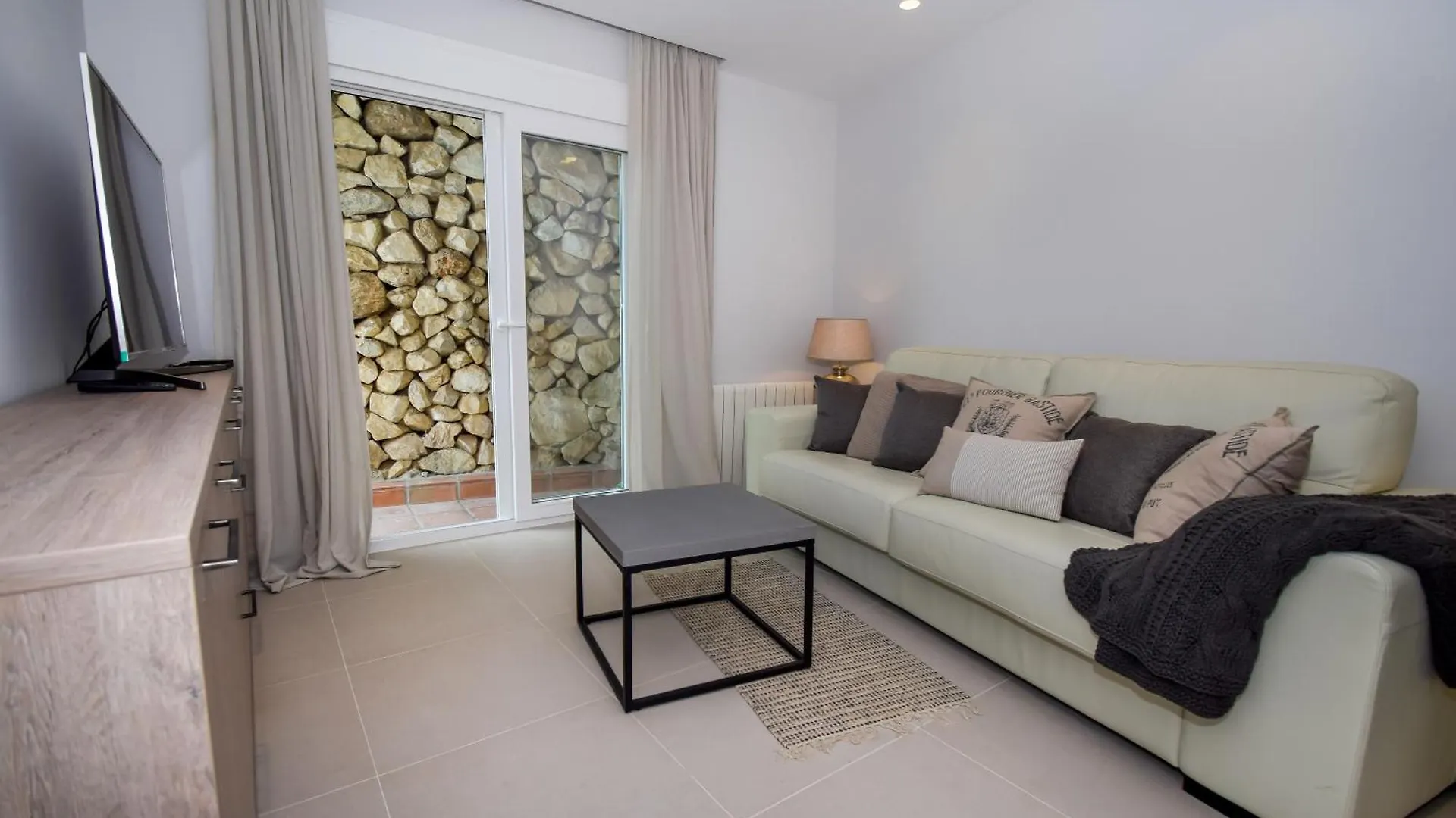 Exquisite And Modern Villa Near Beach With Heated Pool! Marbella 0*,