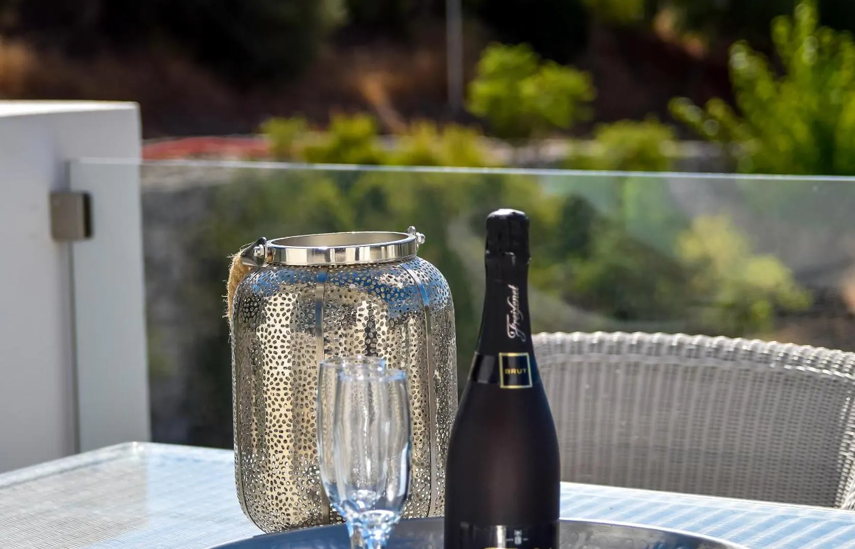 Exquisite And Modern Villa Near Beach With Heated Pool! Marbella